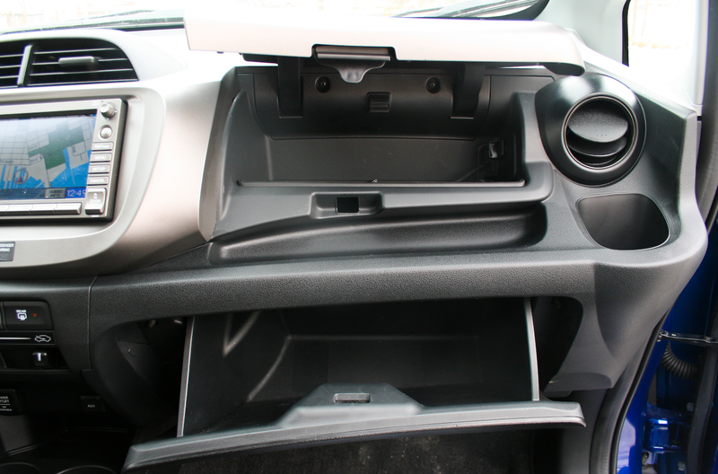 Illustration for article titled 2009 Honda Fit Sport, Part Two